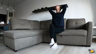 Girlfriend cheating while talking on the phone with her boyfriend