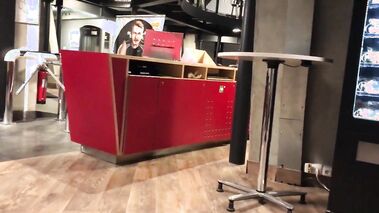 Amateur public bathroom blowjob and facial