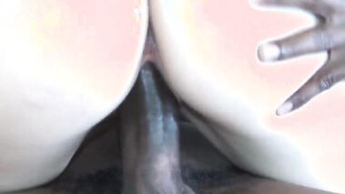 Wife found a BBC in the hotel gym