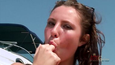 Boat Masturbation