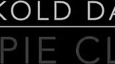 Cuckold Cleans His Gorgeous Dutch Hotwife Nelly Van Der Woodsen After BBC Cuckolding