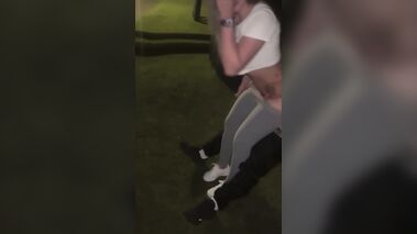 Amateur Girlfriend Dogging In The Park