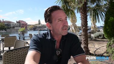 Bi Besties Vacation Sex Part 1