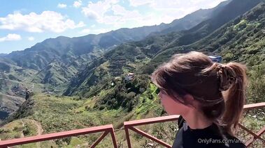 Anna Ralphs Gives Insane Outdoor BJ & Titfuck While Getting Fucked Hard on a Hike