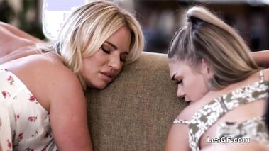 Kylie gets pleased by three gfs at once