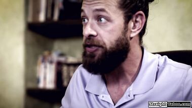 Two teens lick ifo the college counselor