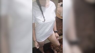 She Asks Her Bull To Cum Inside Her In Front Of Her Boyfriend