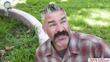 Old man ass fucks wifes asian assistant