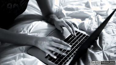 Sexaddict undressing ifo her counselor