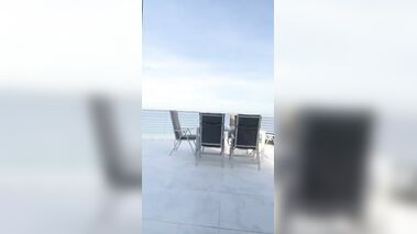 Margot dulac offre sa copine Miss Alice Wild a son mec