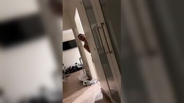 Chloechevalier VLOG PART 2 - Le mec nous matte