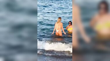 Chloechevalier VLOG PART 2 - Le mec nous matte