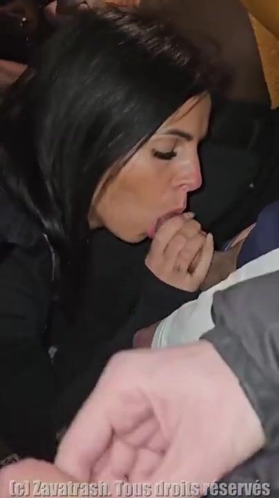 Gitane avec copine Pour une poignee braquemarts