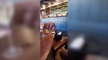 Exhib au Pub avec mon lush enfoncer