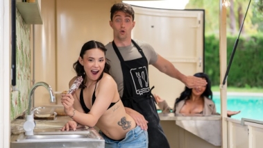 Lucy Mendez , Mariana Martix -And - Jimmy Bud - Letsdoeit